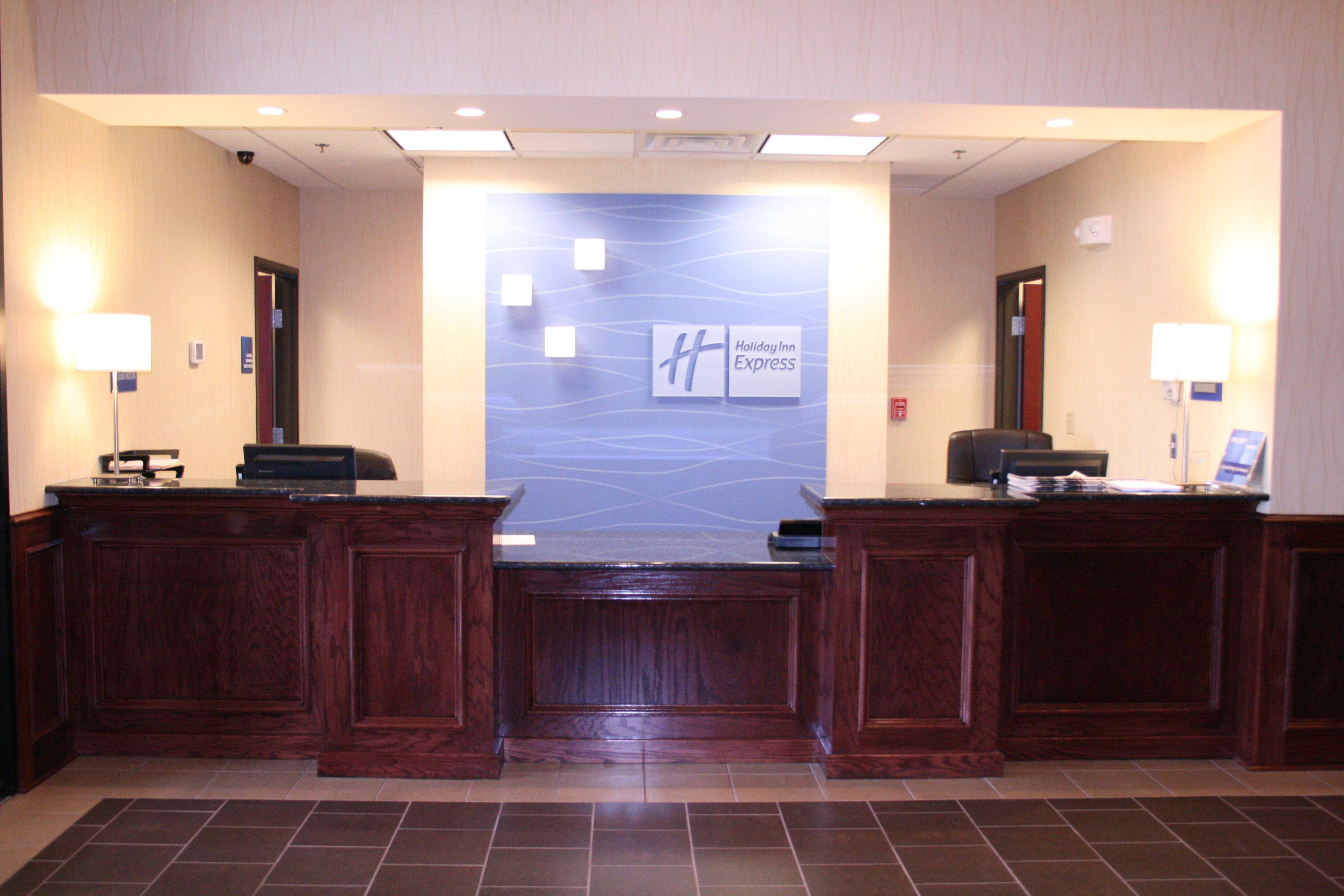 Express By Ihg 2* Pratt