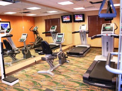 Express By Ihg Hotel 2*